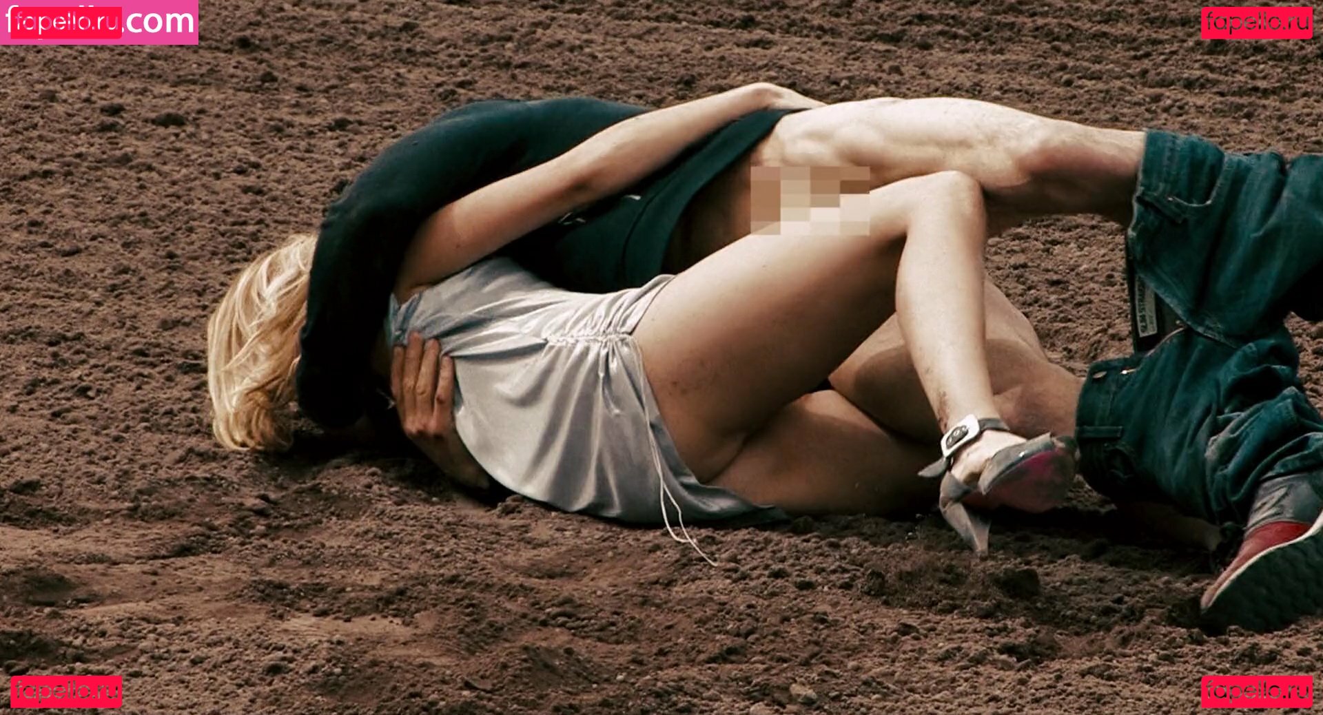 Amy Smart Onlyfans Photo Gallery 