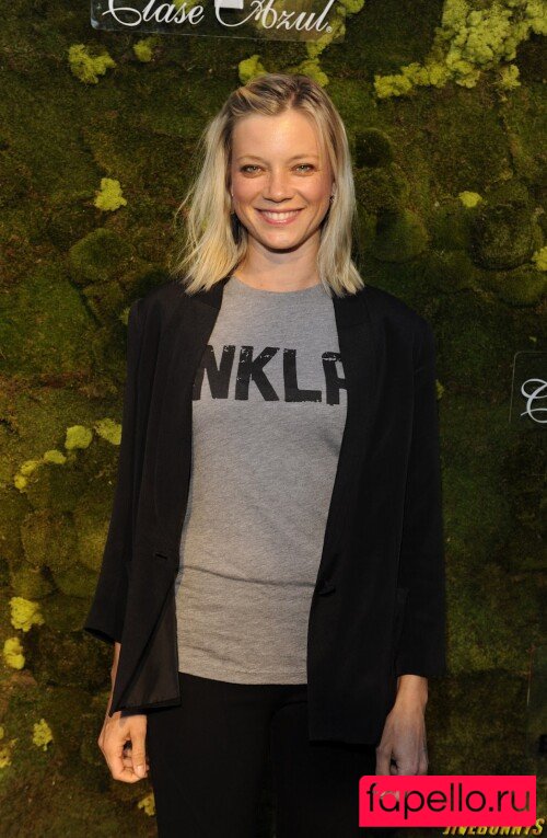 Amy Smart Nude Onlyfans Photo 38
