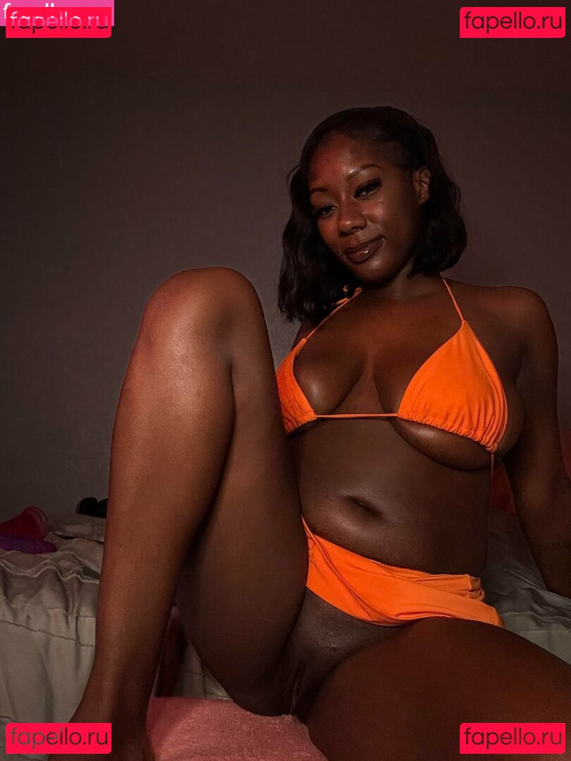 Honey Adore / honeyadorexo / honeyxox0 Onlyfans Photo Gallery 