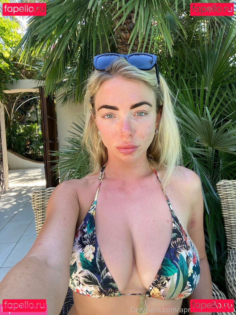 goldenmonkeyyoga / yogatrainervip Onlyfans Photo Gallery 