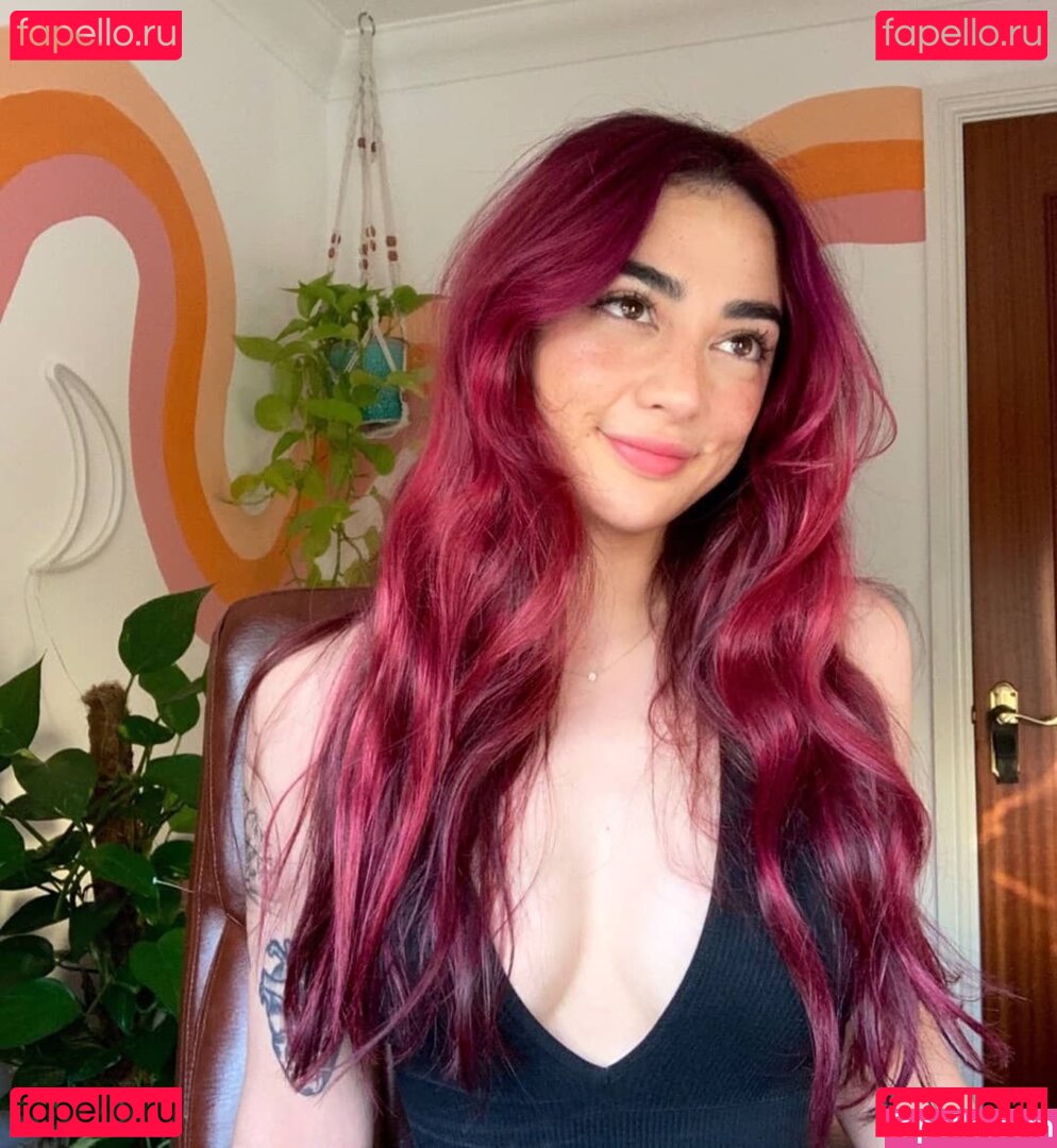 Alyska / alyskaplays / nebraska-w Onlyfans Photo Gallery 