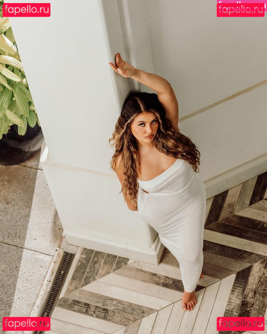 Sofia Jamora / sofiabjamora / sofiajamora Onlyfans Photo Gallery 