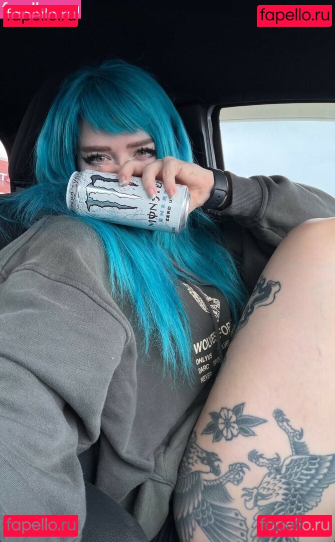 StrongWaifu / strongwaifuu Onlyfans Photo Gallery 