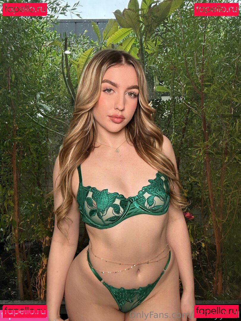 haileyhall / haileyyhall Onlyfans Photo Gallery 