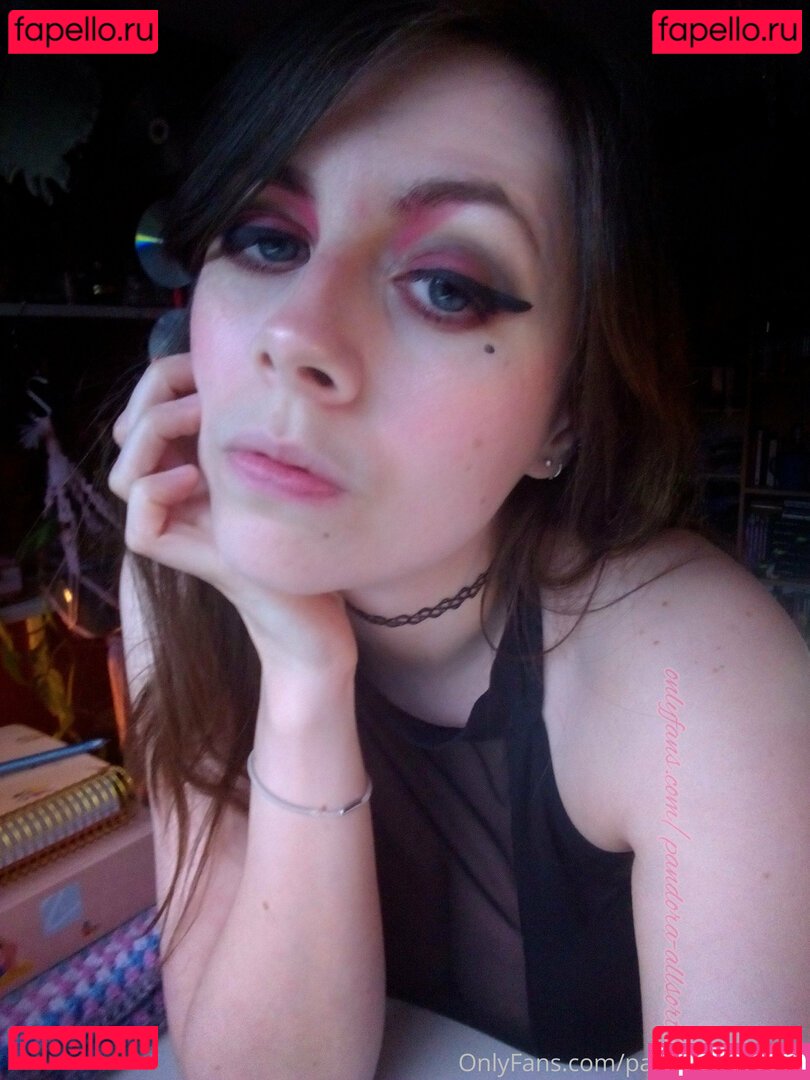 pandora-allsortsfree / theofficialpandora Onlyfans Photo Gallery 