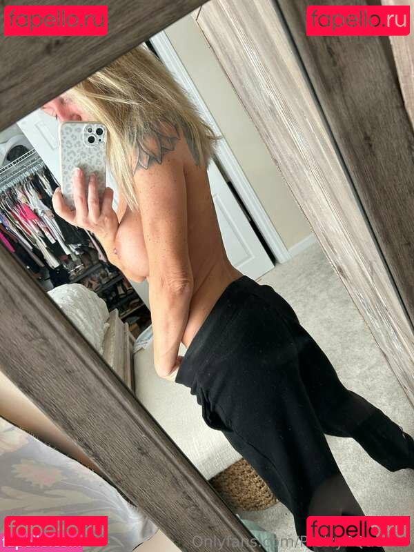 https: / prettyp.queenb02 / prettypqueenb Onlyfans Photo Gallery 