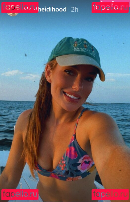 Lil Red Heidi Hood / lilredheidihood / redridinghood Onlyfans Photo Gallery 