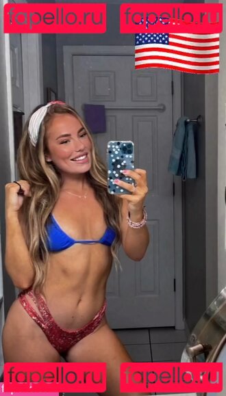 Lil Red Heidi Hood / lilredheidihood / redridinghood Onlyfans Photo Gallery 