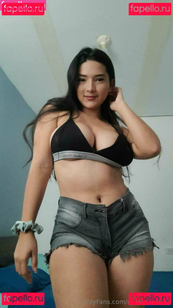 daniellemarie23 / daniesence23 Onlyfans Photo Gallery 