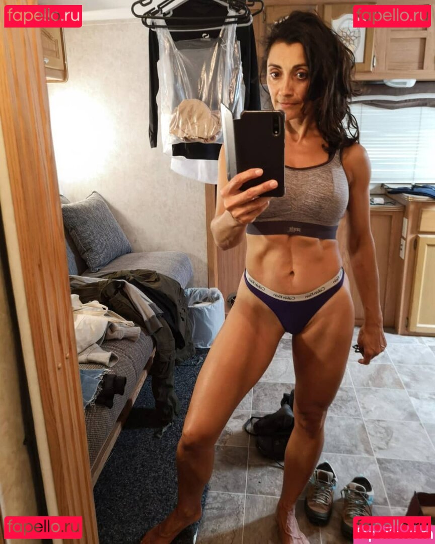 Rebecca Sarker / rebeccasarker Onlyfans Photo Gallery 