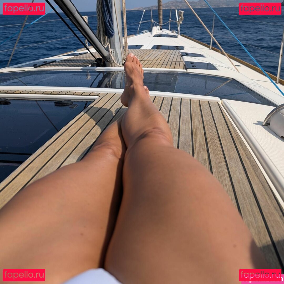 Rebecca Sarker / rebeccasarker Onlyfans Photo Gallery 