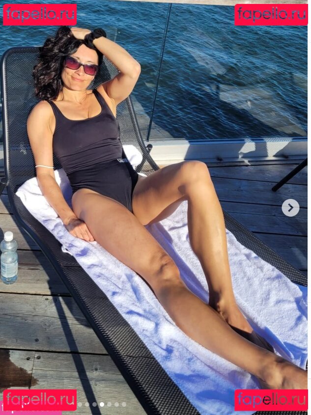 Rebecca Sarker / rebeccasarker Onlyfans Photo Gallery 