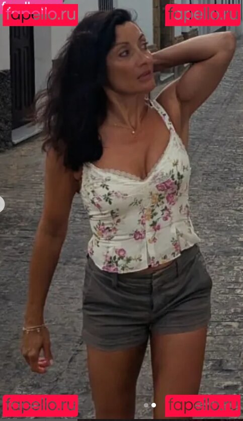 Rebecca Sarker / rebeccasarker Onlyfans Photo Gallery 