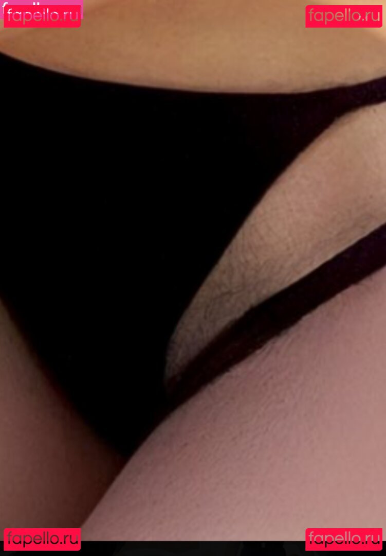 Rebecca Sarker / rebeccasarker Onlyfans Photo Gallery 