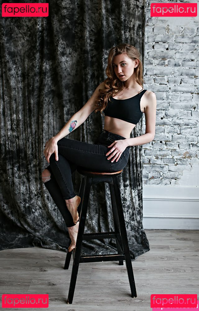 AnnUmbird / Umbird Onlyfans Photo Gallery 