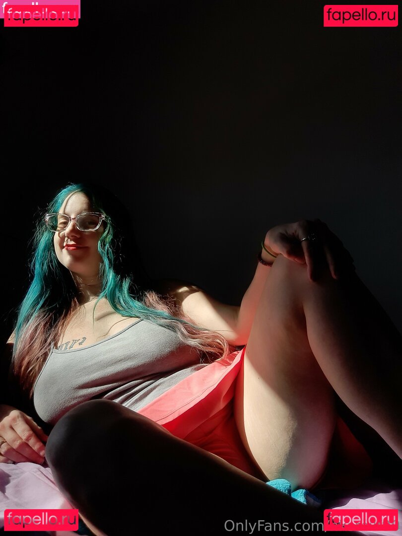 hksmilf90 Onlyfans Photo Gallery 