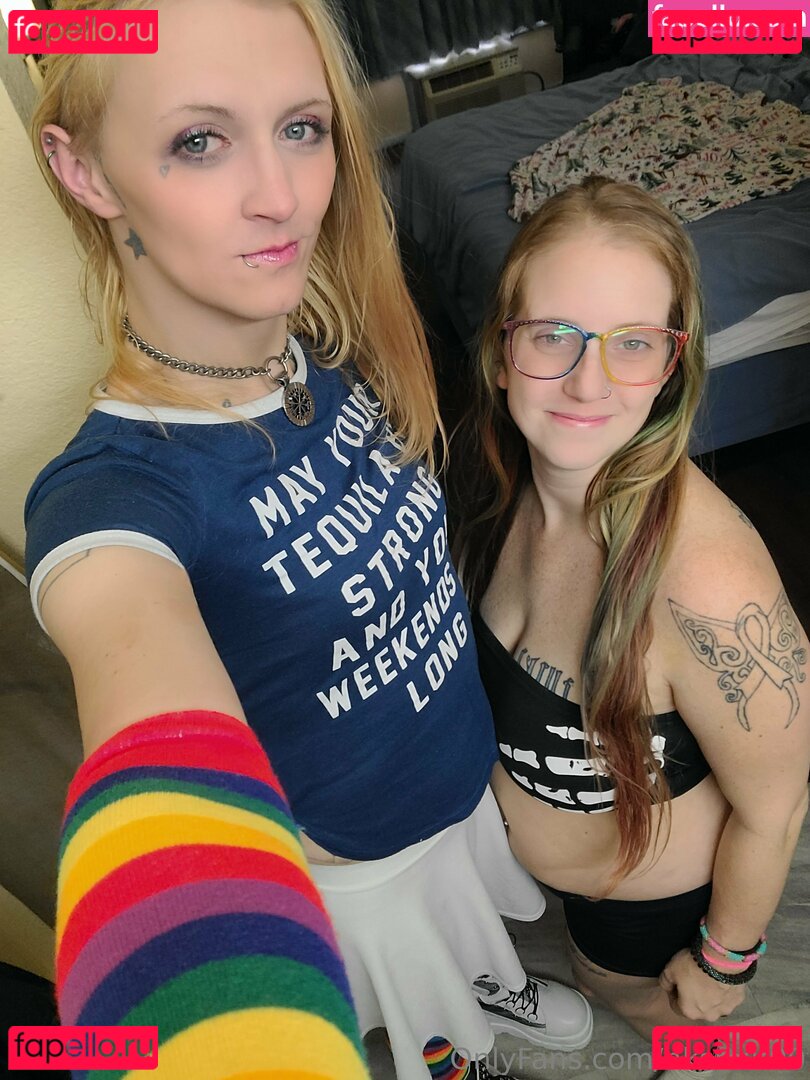 hksmilf90 Onlyfans Photo Gallery 