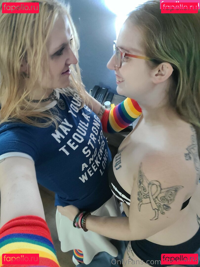 hksmilf90 Onlyfans Photo Gallery 