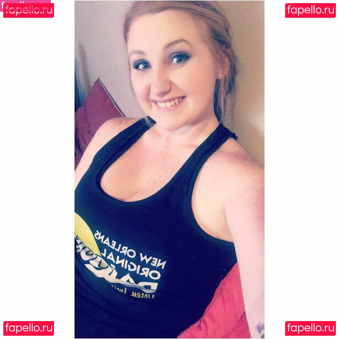 Lauren Baker / Laurenishere93 / https: Onlyfans Photo Gallery 