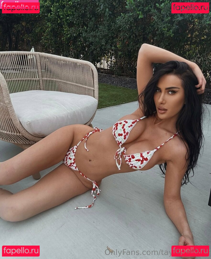 Taylor Jevaux / taylorjevaux Onlyfans Photo Gallery 