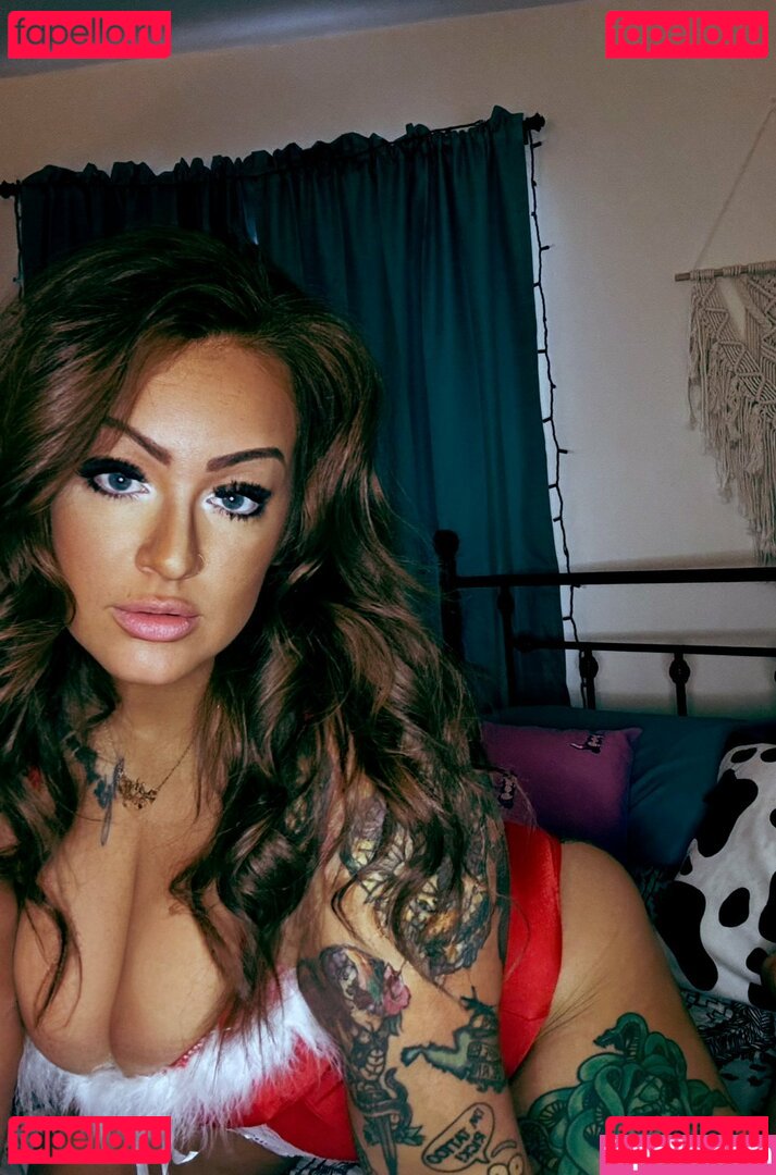 Coorsmamaa / KEELEYCOORS / christaceliaa Onlyfans Photo Gallery 