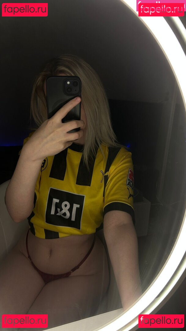 onlyvespera / vesperanaughty Onlyfans Photo Gallery 