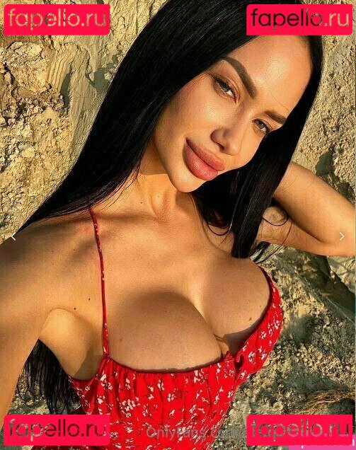 meganfox / meganfoxxxyyy Onlyfans Photo Gallery 
