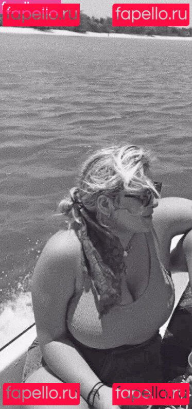 Bridget N / bridget.n / bridgetbordeaux Onlyfans Photo Gallery 