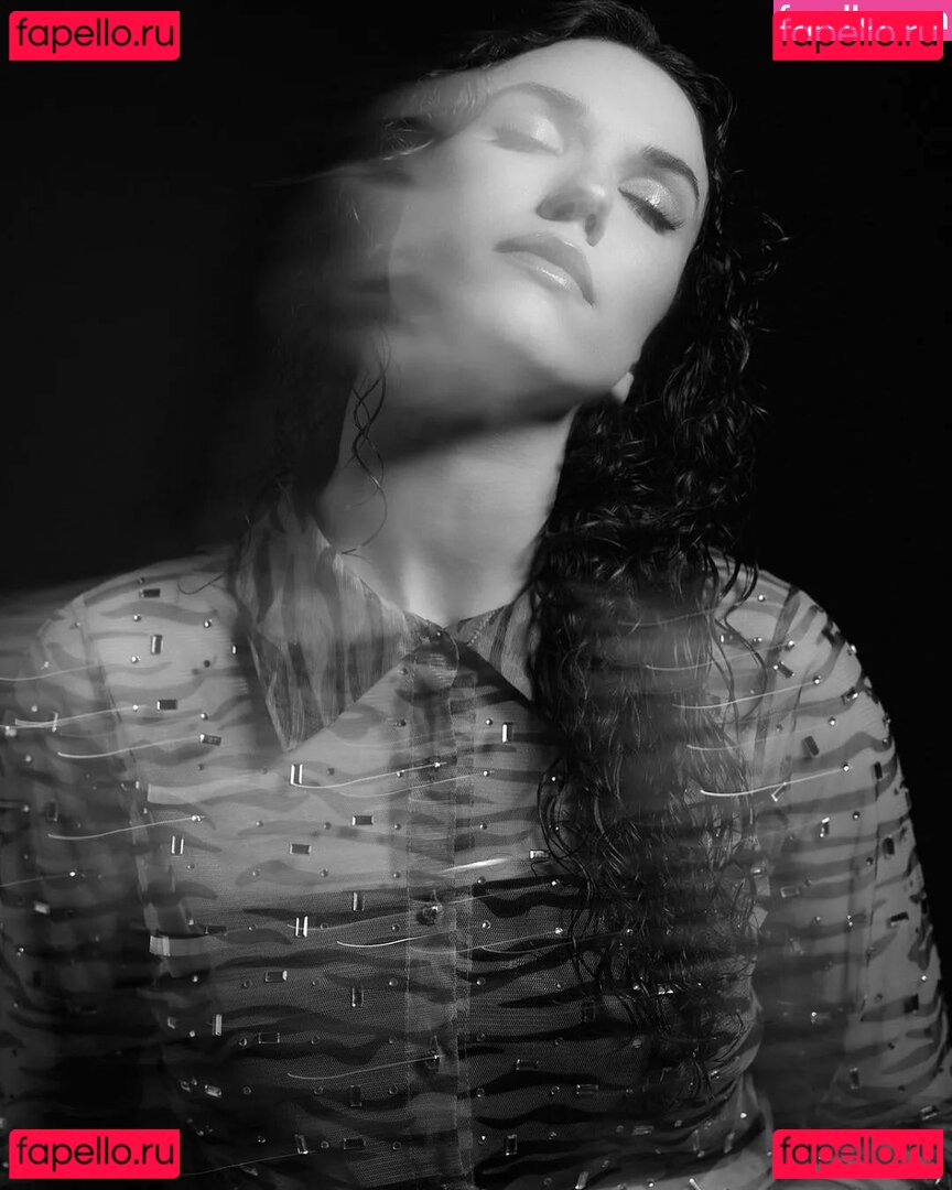 Fulton / Grace Caroline Currey / smoregrace Onlyfans Photo Gallery 