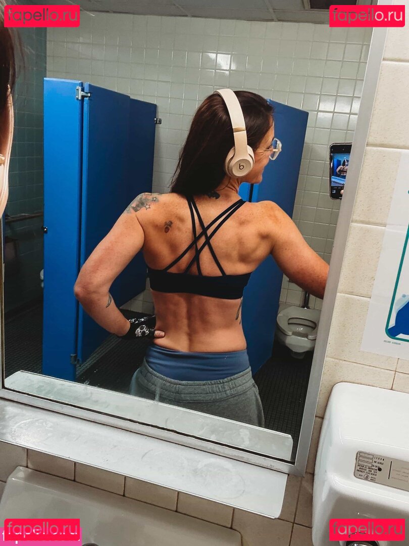 Batmanduh / inside_thebatcave / therealbatmanduhx Onlyfans Photo Gallery 