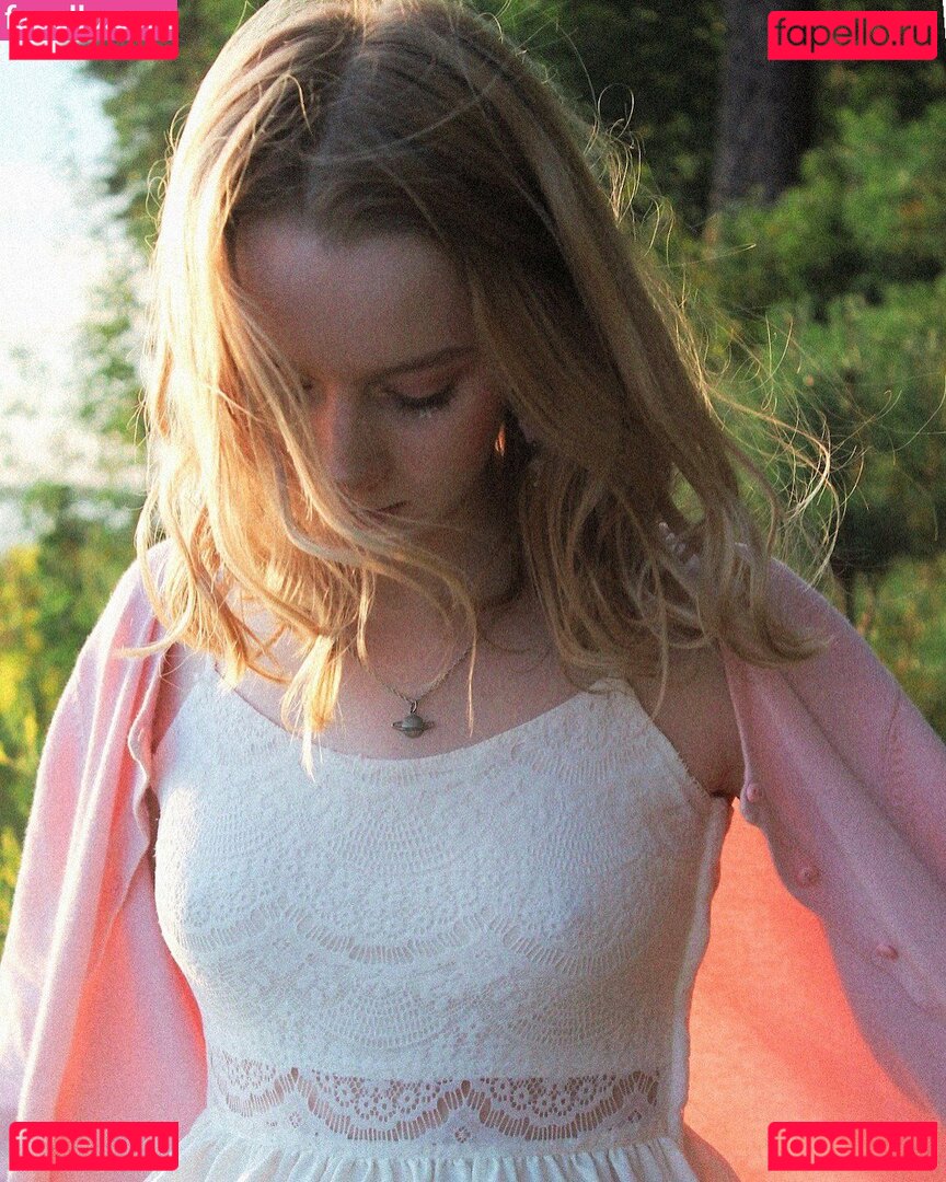 Alina Nikita Onlyfans Photo Gallery 