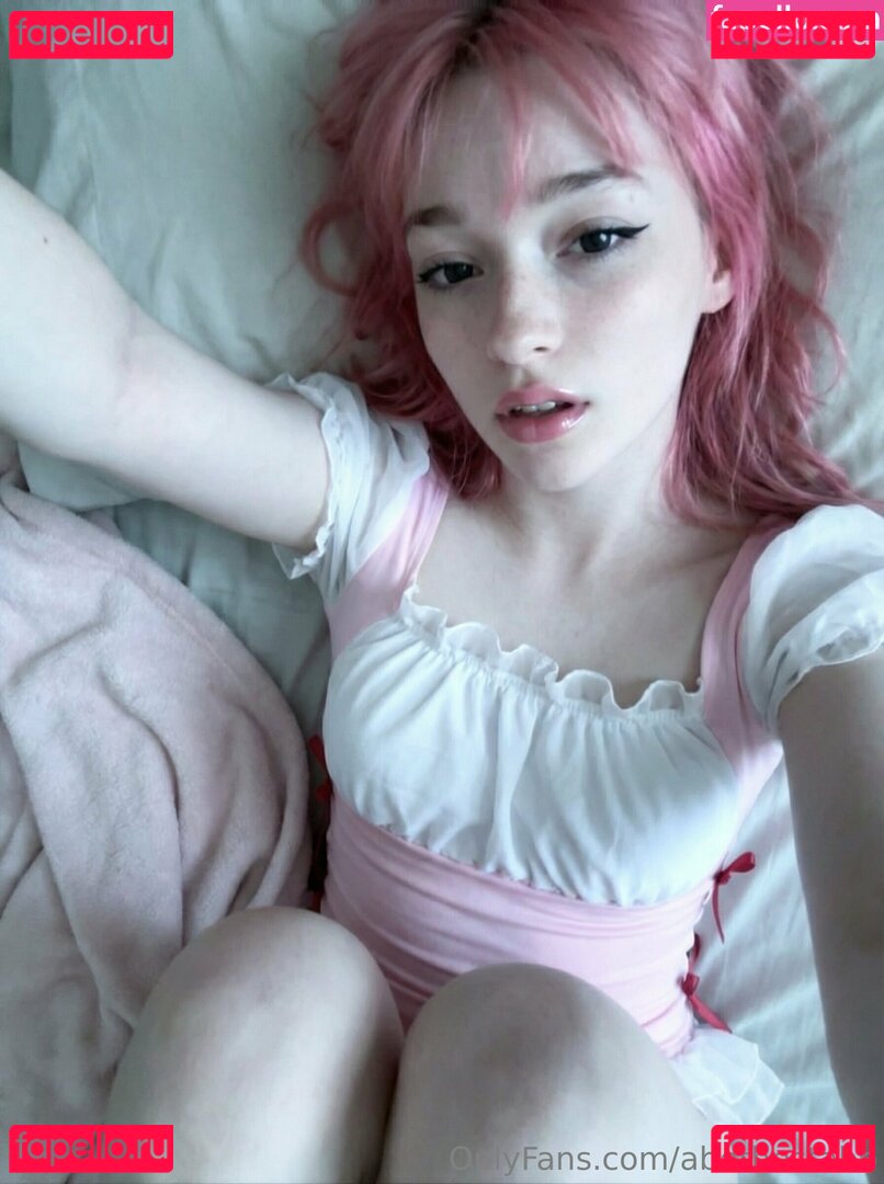 abifrail_ / abitheprincess / abothestabo Onlyfans Photo Gallery 