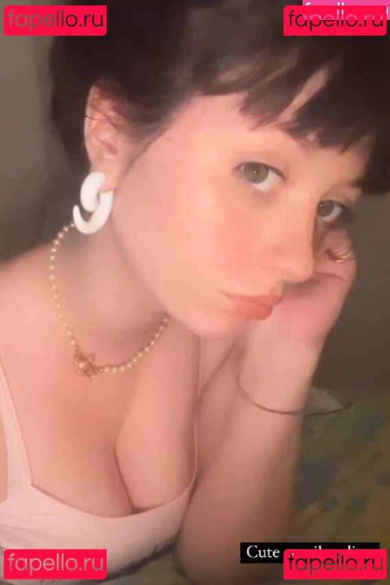 aarekku / babealexaa Onlyfans Photo Gallery 