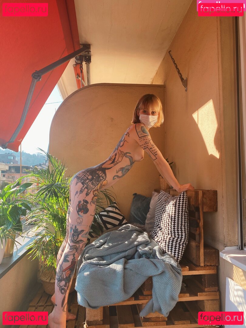 Mrs Nice / Mrs_nice / mrs_nice420 Onlyfans Photo Gallery 