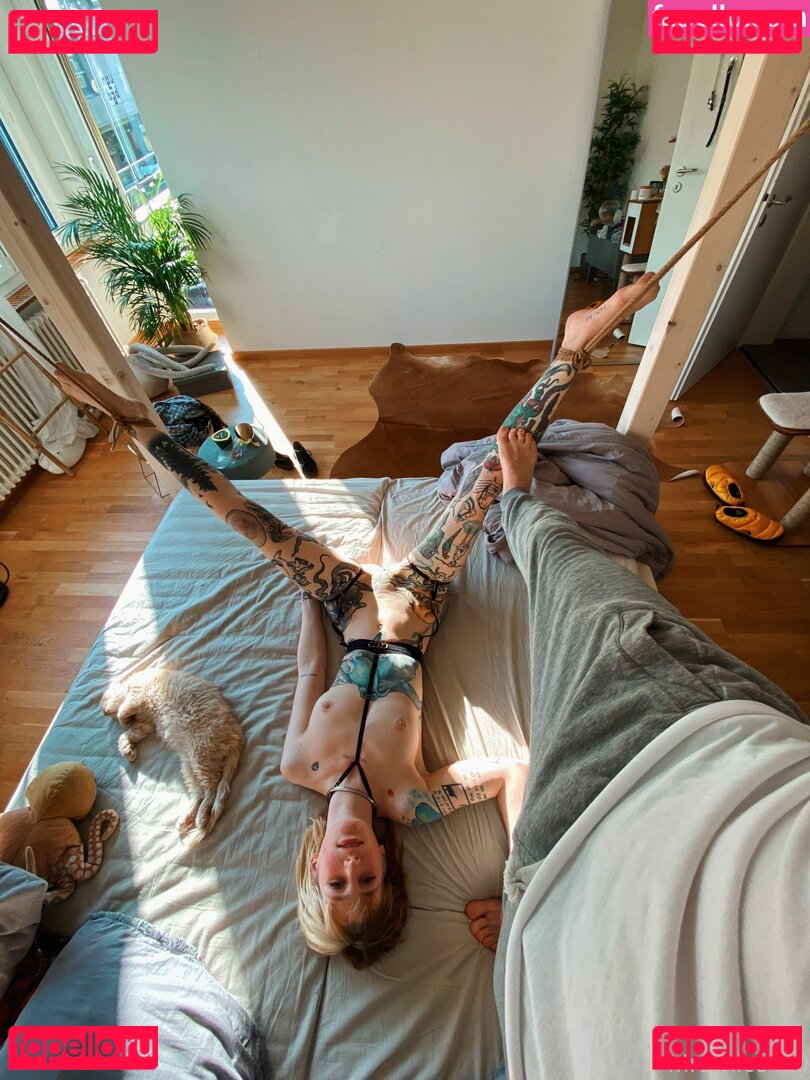 Mrs Nice / Mrs_nice / mrs_nice420 Onlyfans Photo Gallery 