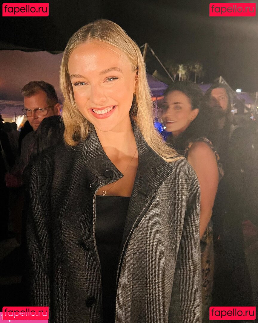 Lilly Krug / lillykrug Onlyfans Photo Gallery 