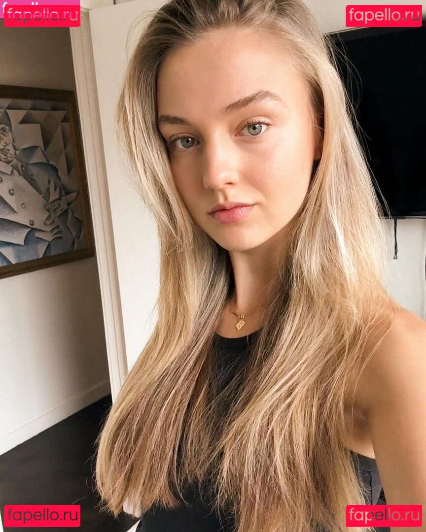 Lilly Krug / lillykrug Onlyfans Photo Gallery 