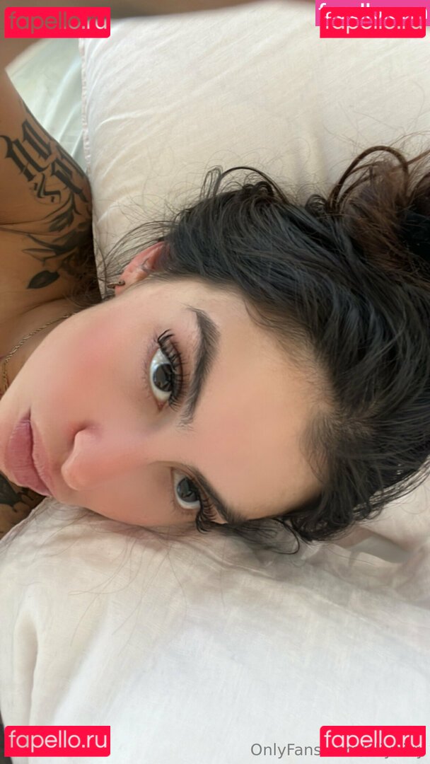 aliyaivy Onlyfans Photo Gallery 