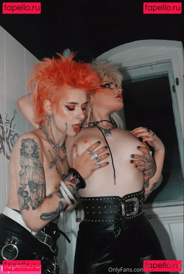 heavymetalmaniak Onlyfans Photo Gallery 