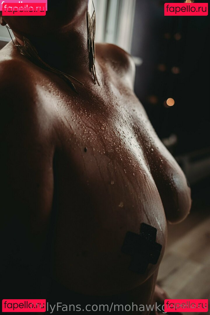 mohawkgoddess Onlyfans Photo Gallery 