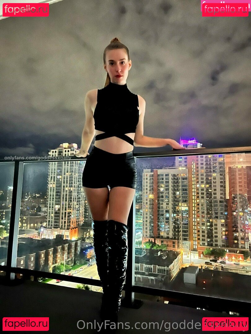 ally.goddess / goddessxoally Onlyfans Photo Gallery 