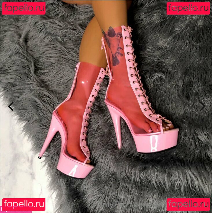 goddessclutch Onlyfans Photo Gallery 