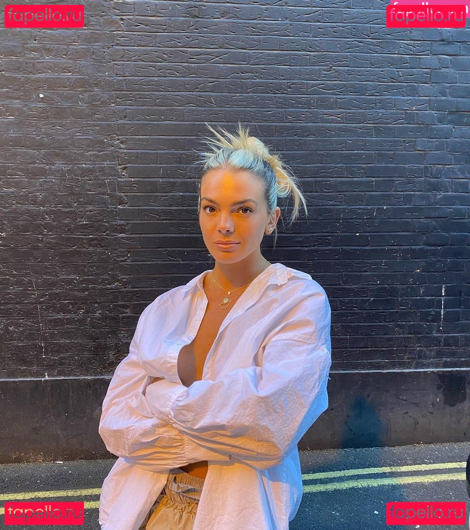 Louisa Johnson / louisa Onlyfans Photo Gallery 