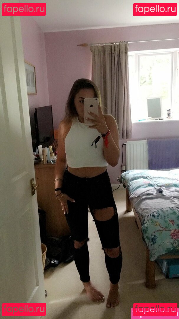 harrietsugarcookie / haryoungxo Onlyfans Photo Gallery 