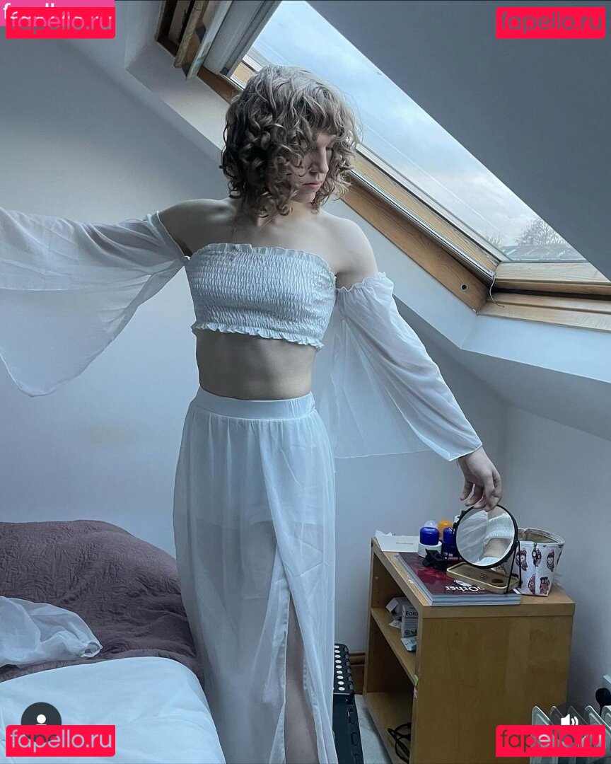 eviedotgym Onlyfans Photo Gallery 