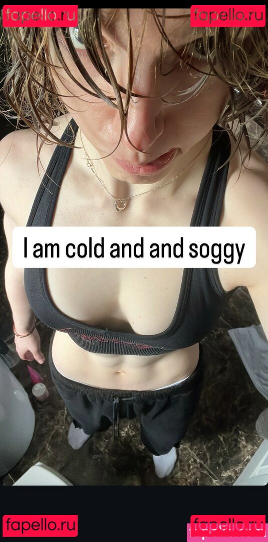 eviedotgym Onlyfans Photo Gallery 