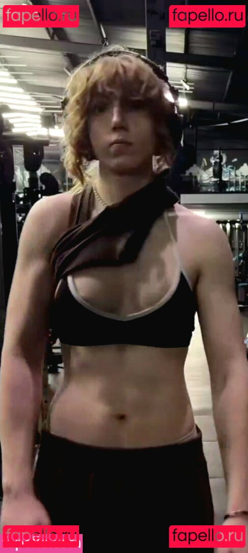 eviedotgym Onlyfans Photo Gallery 