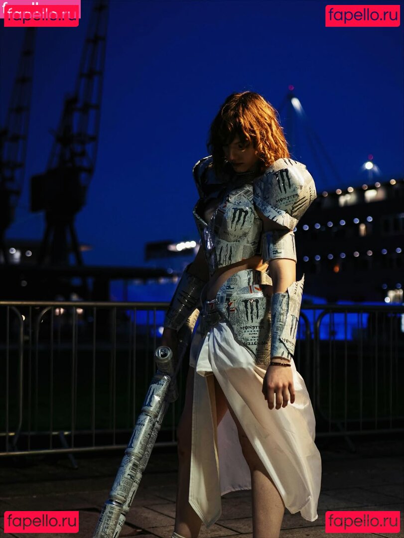 eviedotgym Onlyfans Photo Gallery 