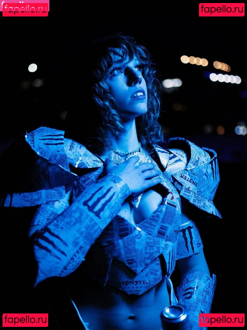 eviedotgym Onlyfans Photo Gallery 