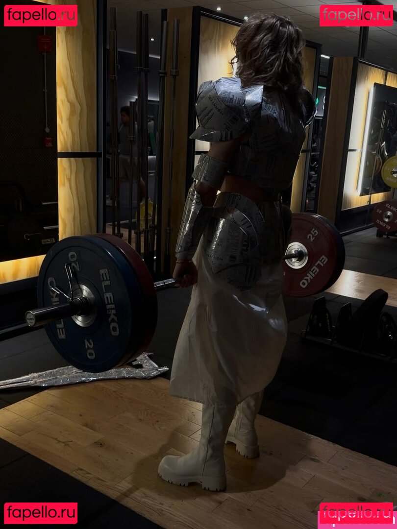 eviedotgym Onlyfans Photo Gallery 